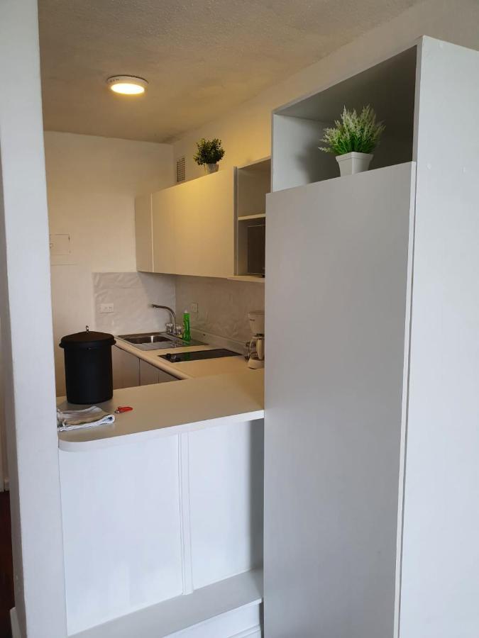Apartamento Avenida Reforma Ciudad De Guatemala Luaran gambar