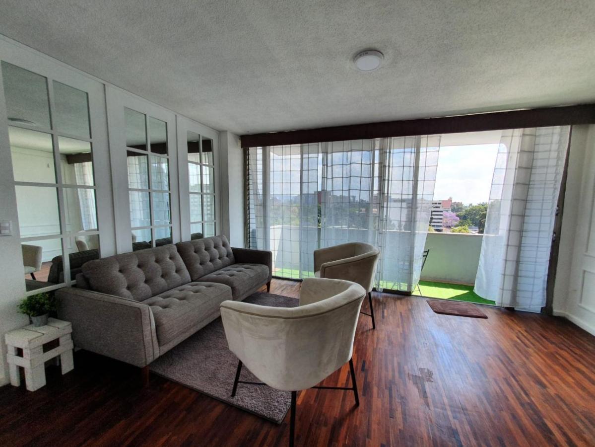 Apartamento Avenida Reforma Ciudad De Guatemala Luaran gambar
